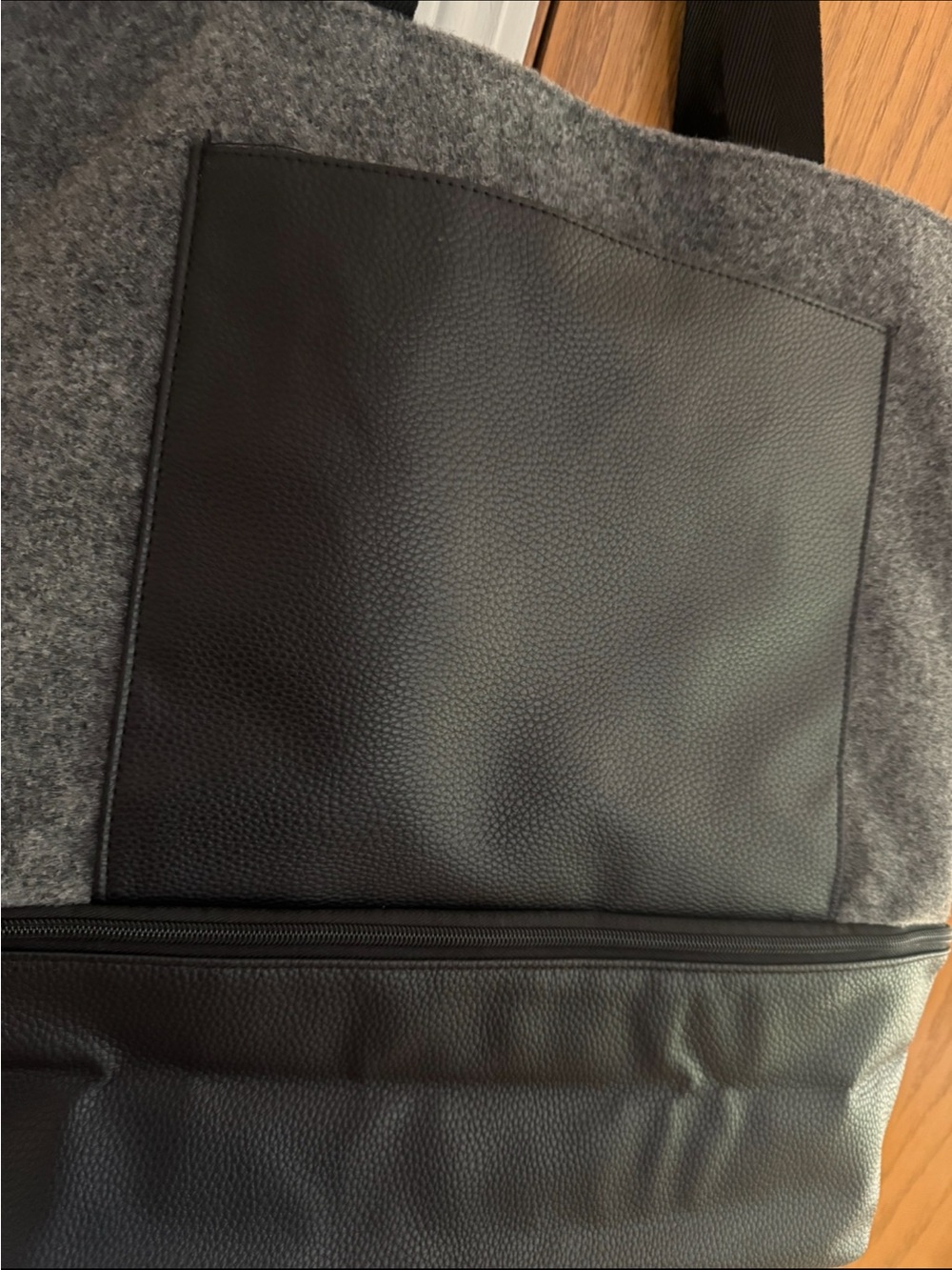 DSW Weekender Bag - Picture 3 of 4